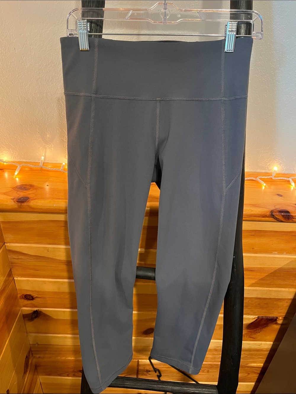 Under Armour Dark Gray Capri Leggings